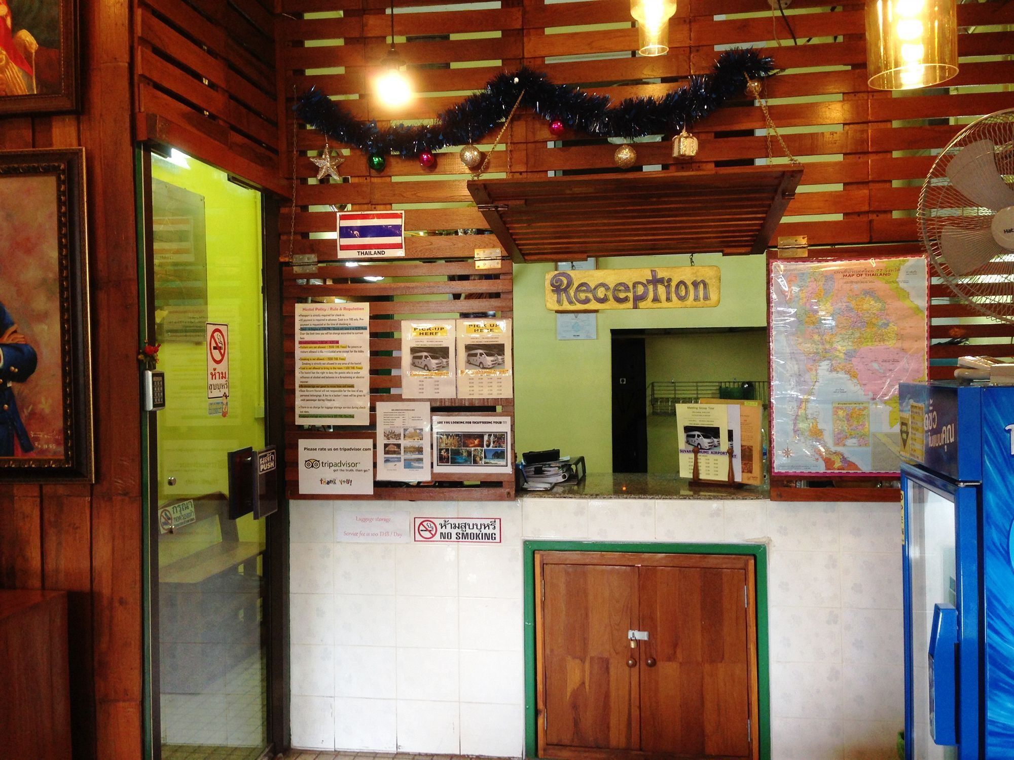 Baan Bovorn Hostel Bangkok Bagian luar foto